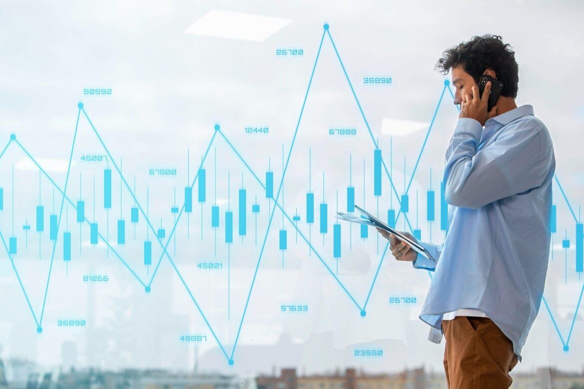 Mastering the Markets: Choosing the Right Platform for Efficient Trading